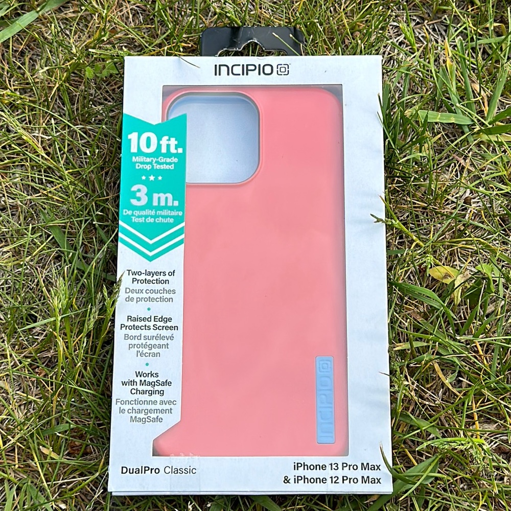 iPhone 12 Pro& 13 Pro Incipio Pink Phone Case